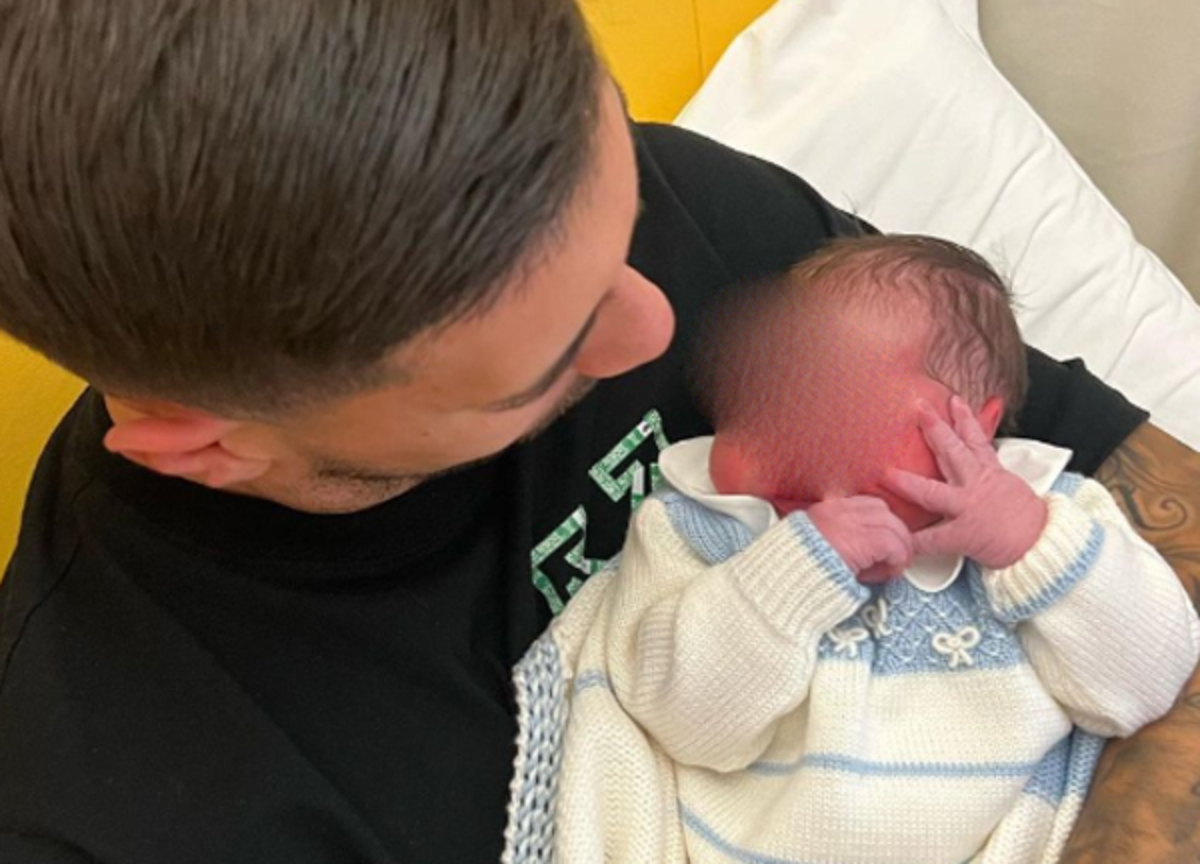 Chiara Nasti ha partorito: è nato Thiago, l’annuncio via social. FOTO