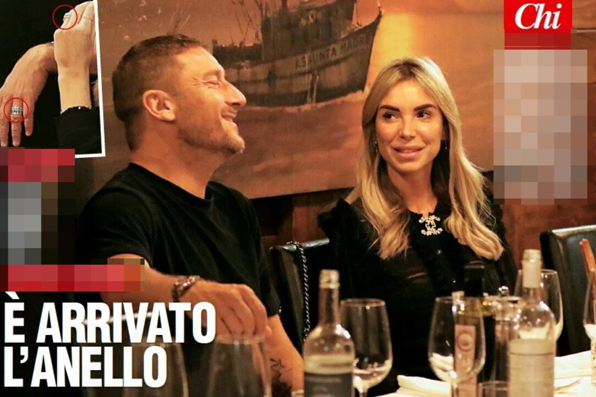 Totti e il primo scatto ufficiale con Noemi Bocchi a Dubai. FOTO