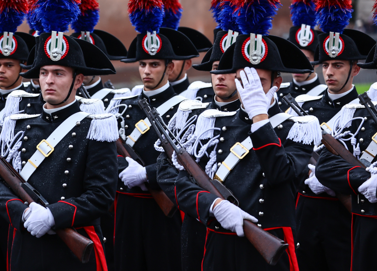 Carabiniera riammessa nell’Arma dal Tar. “Quella donna è robusta non obesa” Carabiniera riammessa nell’Arma dal Tar. “Quella donna è robusta non obesa”