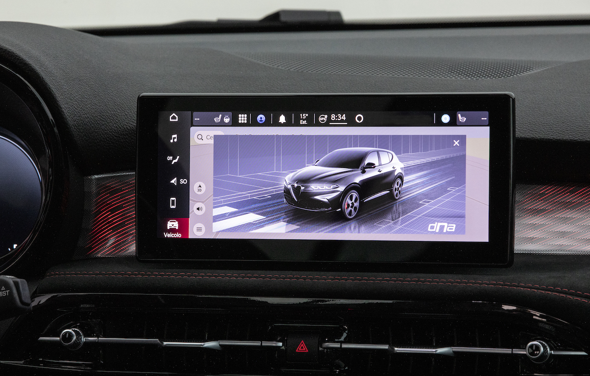 Alfa Romeo: debutta la nuova Tonale Plug-In Hybrid Q4