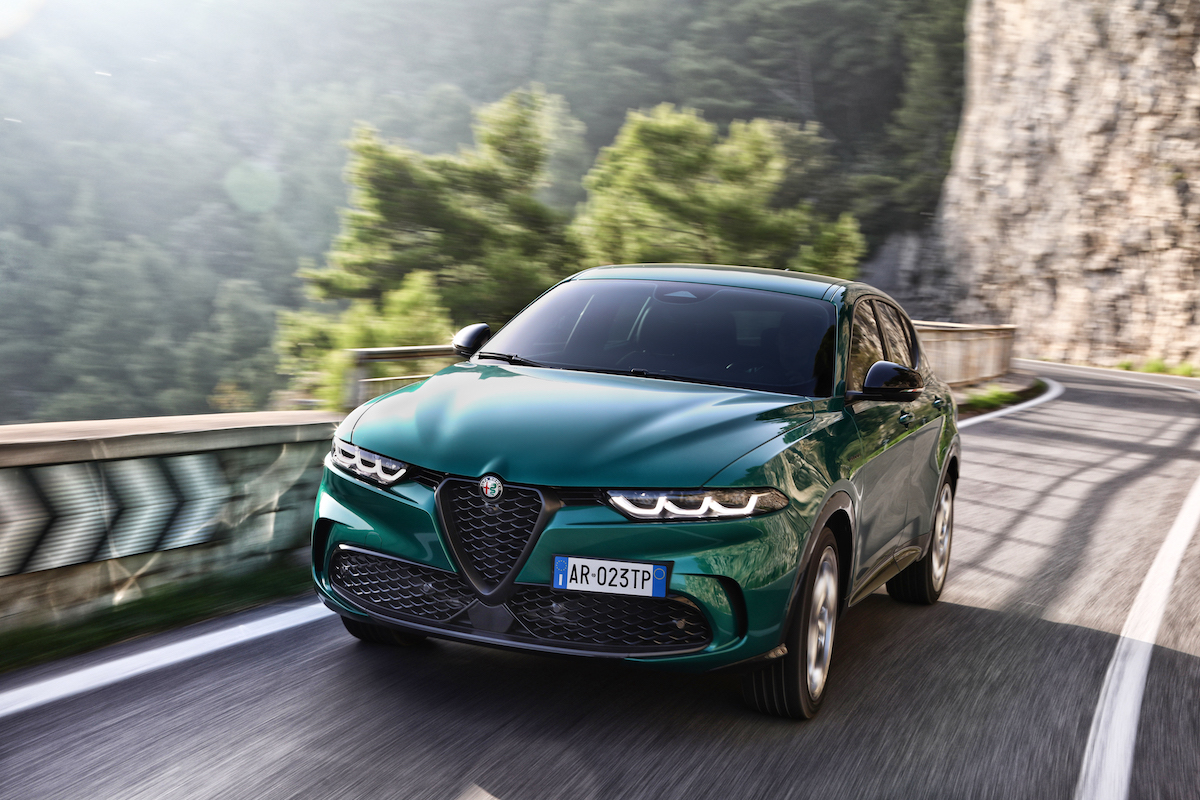 Alfa Romeo: debutta la nuova Tonale Plug-In Hybrid Q4