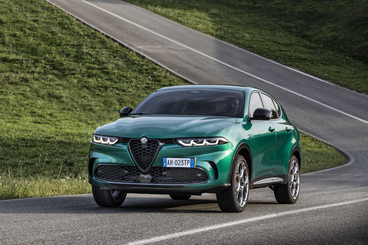 Alfa Romeo: debutta la nuova Tonale Plug-In Hybrid Q4