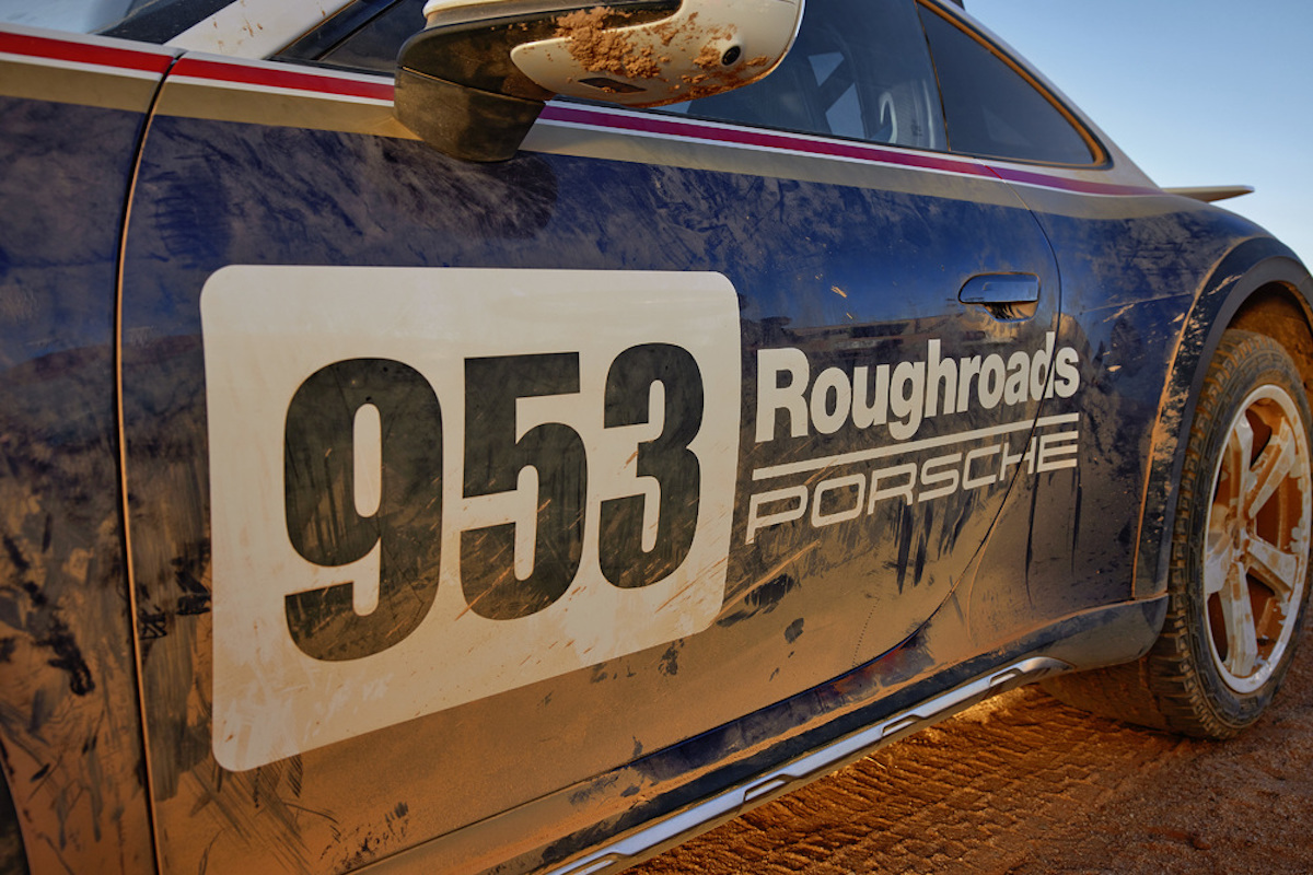 La nuova Porsche 911 Dakar debutta al Los Angeles Auto Show La nuova Porsche 911 Dakar debutta al Los Angeles Auto Show