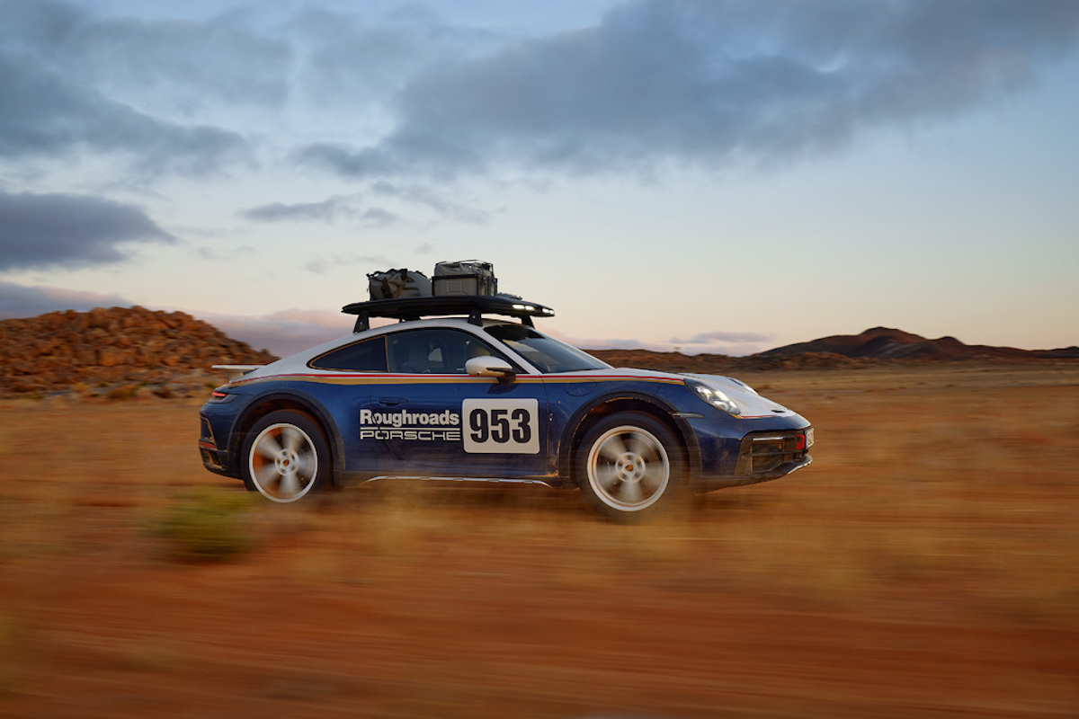 La nuova Porsche 911 Dakar debutta al Los Angeles Auto Show La nuova Porsche 911 Dakar debutta al Los Angeles Auto Show