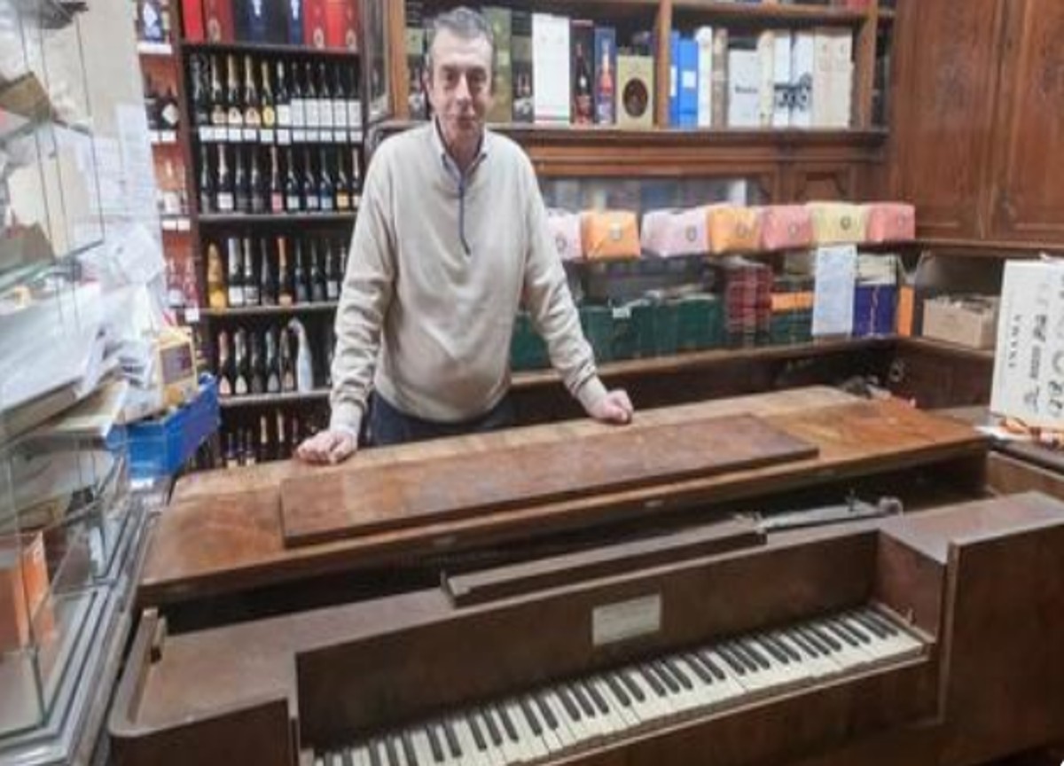 Cremona, scoperto in un negozio il pianoforte suonato da Giuseppe Verdi Cremona, scoperto in un negozio il pianoforte suonato da Giuseppe Verdi