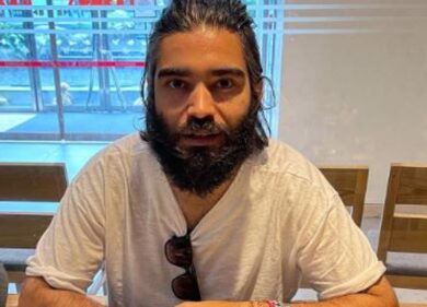 Lorenzo Biagiarelli in lacrime, il figlio della Lucarelli lo spiazza. VIDEO