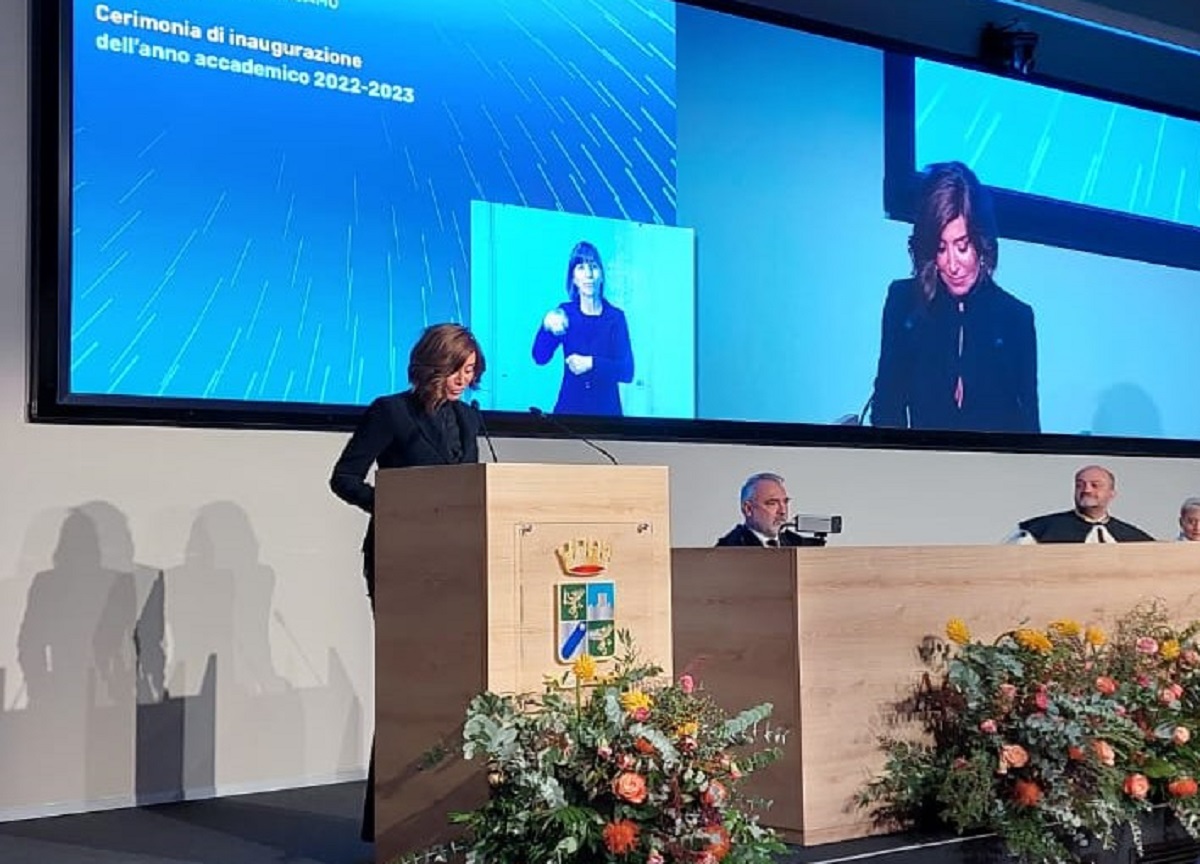 L’Università di Bergamo inaugura l’anno accademico con il ministro Bernini L’Università di Bergamo inaugura l’anno accademico con il ministro Bernini