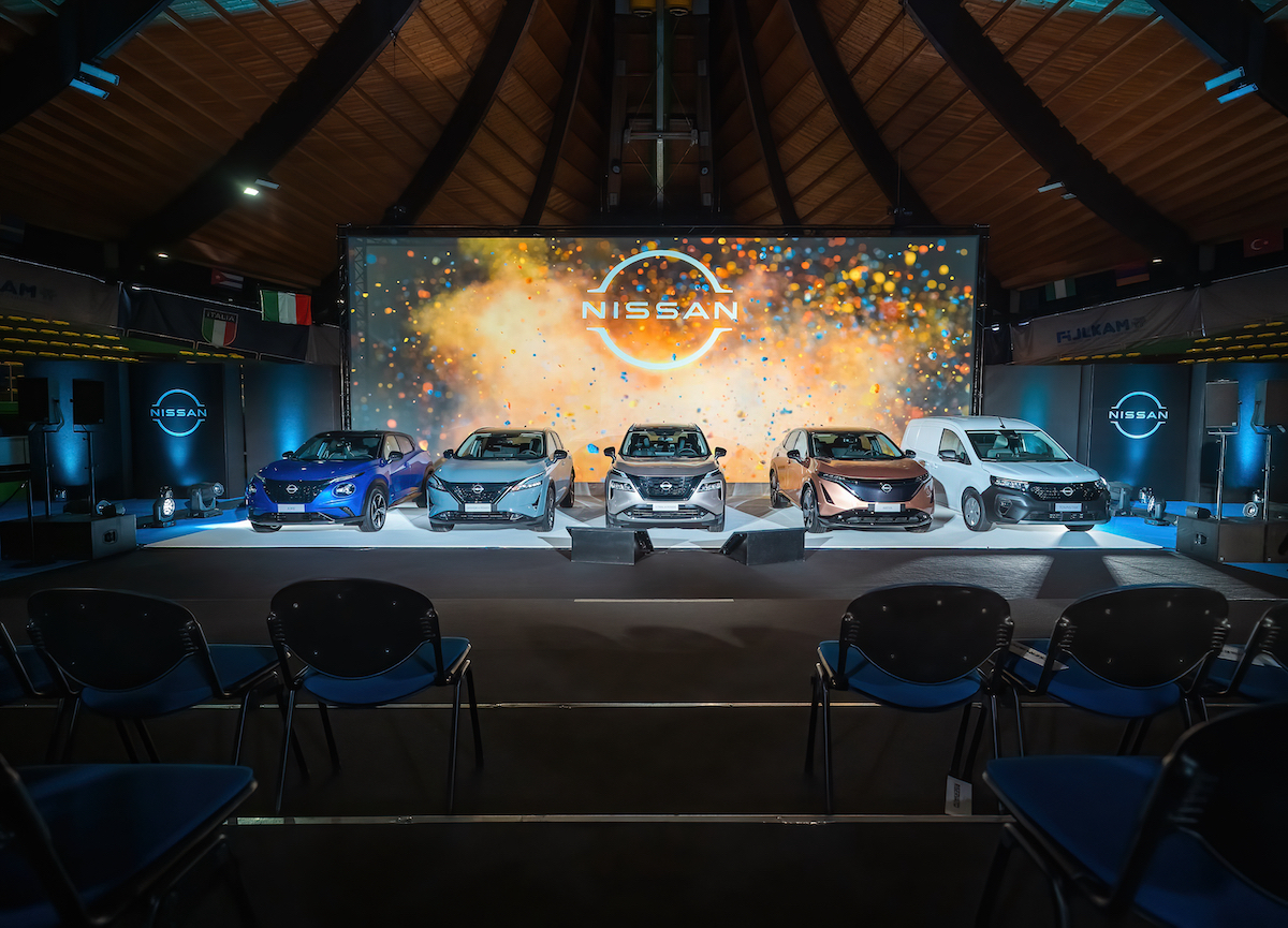 Nissan lancia la nuova strategia di brand Nissan lancia la nuova strategia di brand