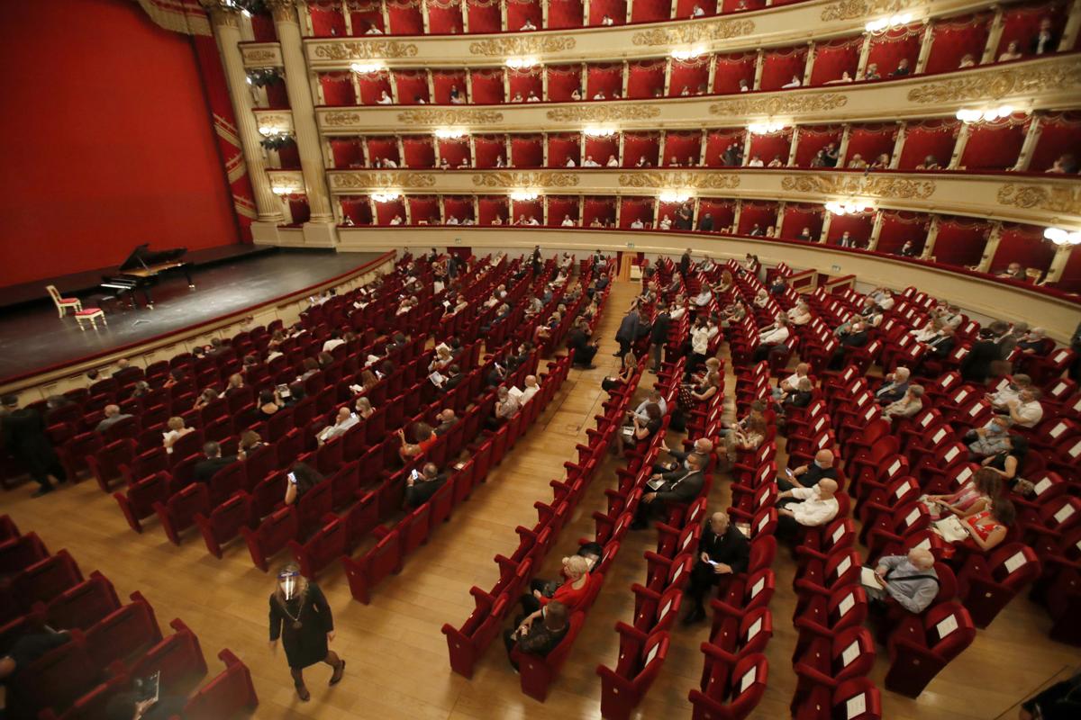 Scala: Milano vuole ridurre i contributi, delusione dei sindacati Scala: Milano vuole ridurre i contributi, delusione dei sindacati