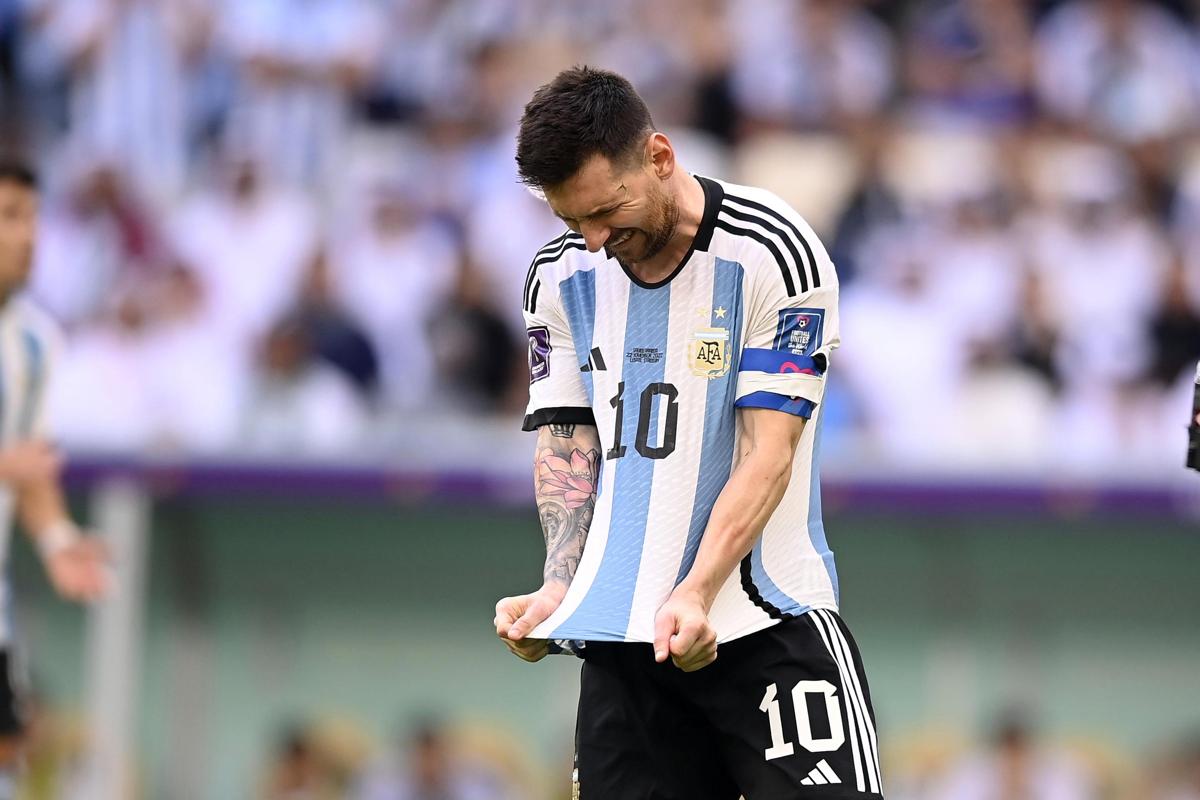 Qatar 2022, Argentina e Messi lacrime Mondiali. Al-Shahrani infortunio choc