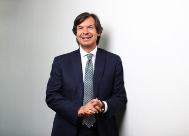 Intesa Sanpaolo, 500 euro a favore delle persone del gruppo