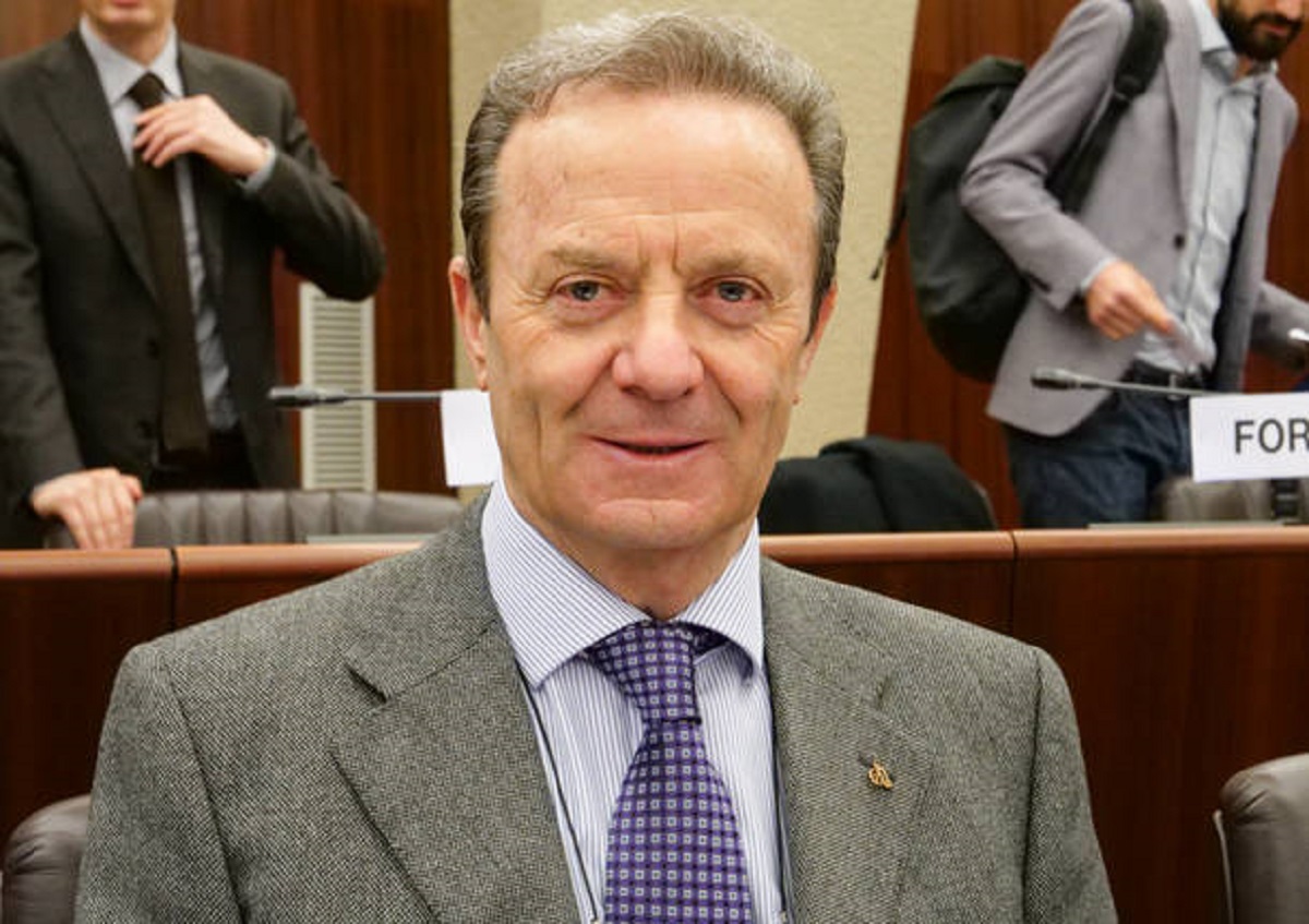 Roberto Cenci lascia i Cinque Stelle. Consiglio regionale, entra nel Misto Roberto Cenci lascia i Cinque Stelle. Consiglio regionale, entra nel Misto