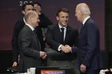 Macron-Scholz lanciano la trade war con Biden. Pronti sussidi e sovranismo Ue