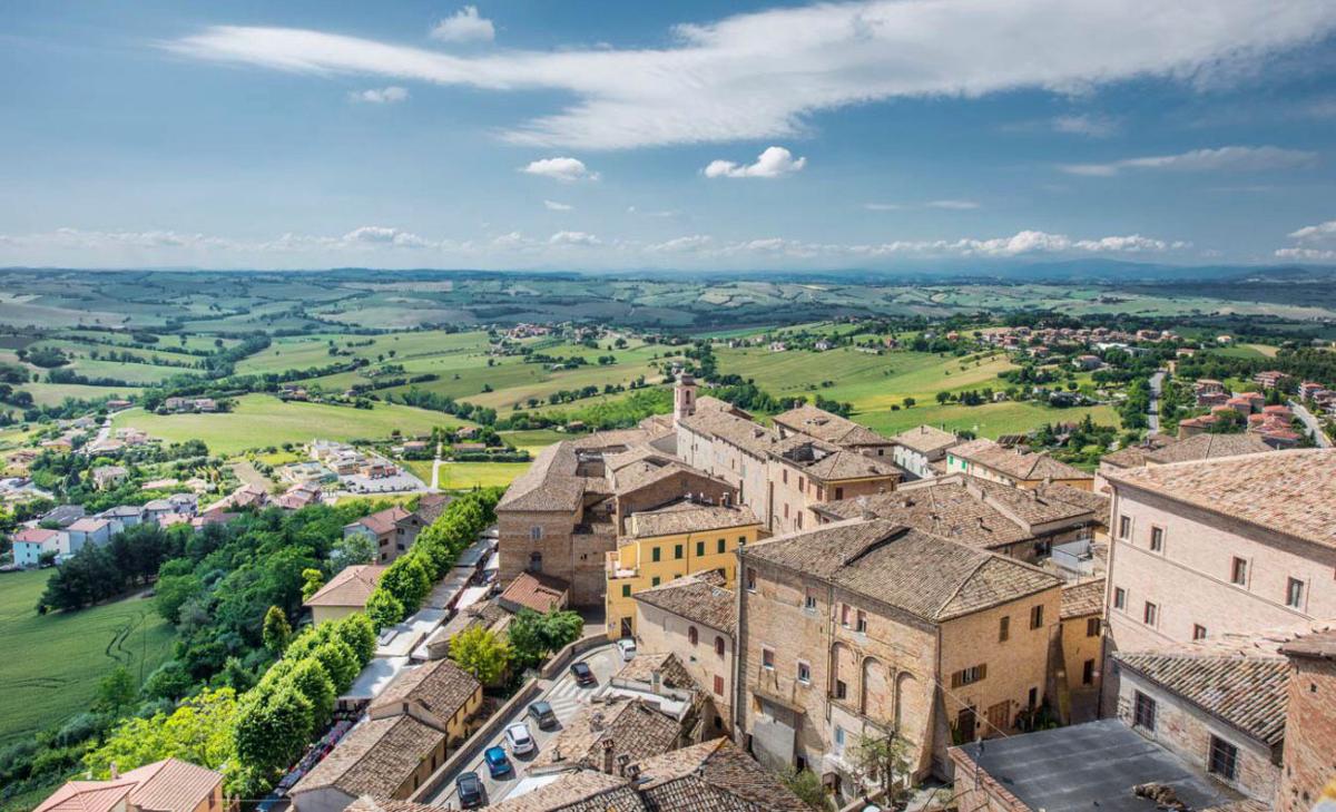 Il palcoscenico dei borghi e lo spettacolo del Made in Italy