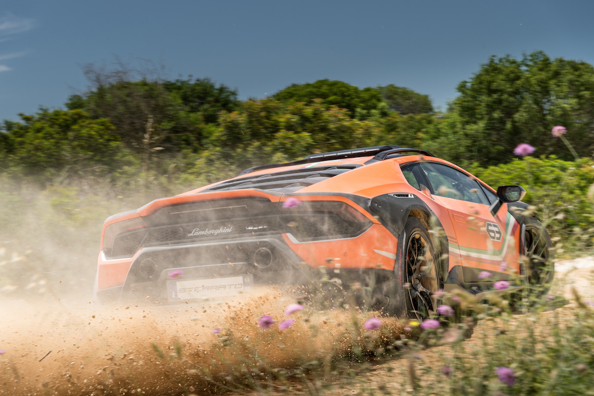 Lamborghini Huracán Sterrato Concept, toro indomabile -VIDEO- Lamborghini Huracán Sterrato Concept, toro indomabile -VIDEO-
