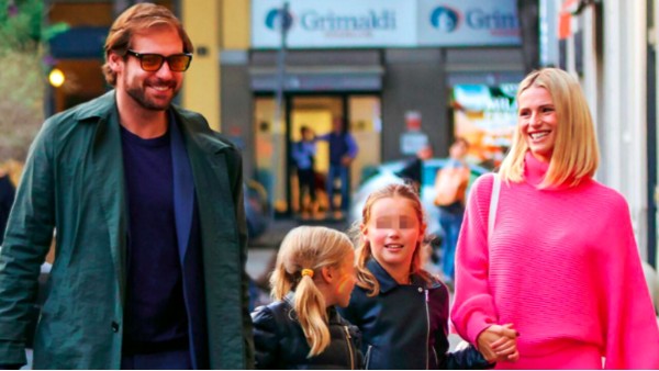Hunziker-Trussardi, ritorno di fiamma? Vittorio Feltri smonta tutti: la verità Hunziker-Trussardi, ritorno di fiamma? Vittorio Feltri smonta tutti: la verità