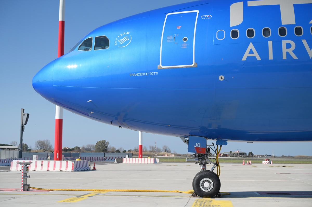 Ita Airways, consorzio Fs-Lufthansa per la privatizzazione. L’idea del governo Ita Airways, consorzio Fs-Lufthansa per la privatizzazione. L’idea del governo