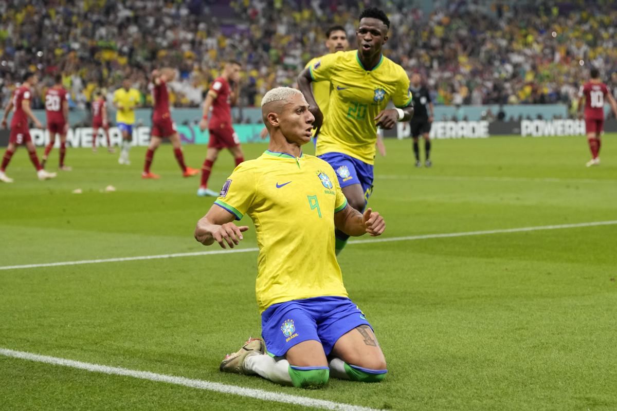 Richarlison gol clamoroso ai Mondiali 2022 in Qatar. La ‘profezia’ di Cassano: “E’ una pippa e…”
