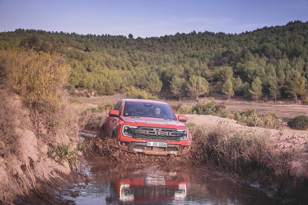 Nuovo Ford Ranger Raptor: il più robusto e potente Ranger di sempre Nuovo Ford Ranger Raptor: il più robusto e potente Ranger di sempre