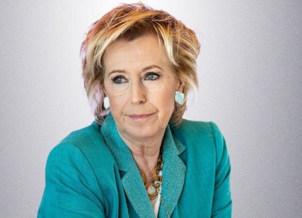 Moratti respinge la corte Pd: “Non mi ritiro”. Scintille Majo-Calenda Moratti respinge la corte Pd: “Non mi ritiro”. Scintille Majo-Calenda