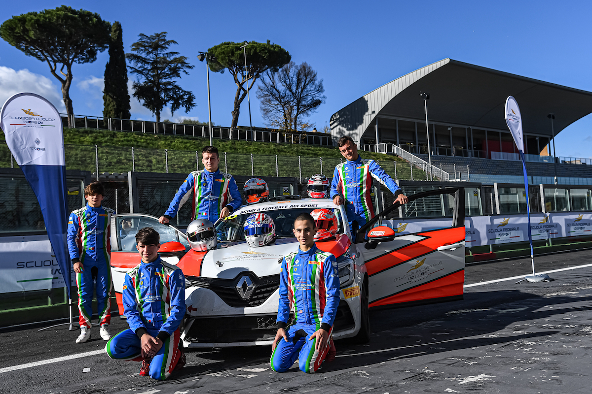 A Vallelunga va in scena il Supercorso organizzato dalla Scuola Federale ACI A Vallelunga va in scena il Supercorso organizzato dalla Scuola Federale ACI