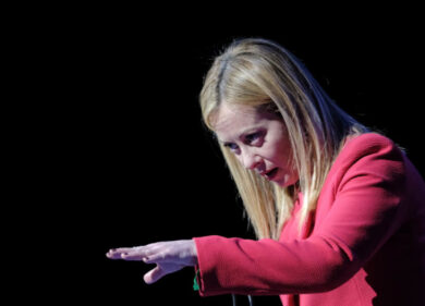 Manovra, Pos obbligatorio solo oltre i 60 €. Governo, altra mossa pro contante