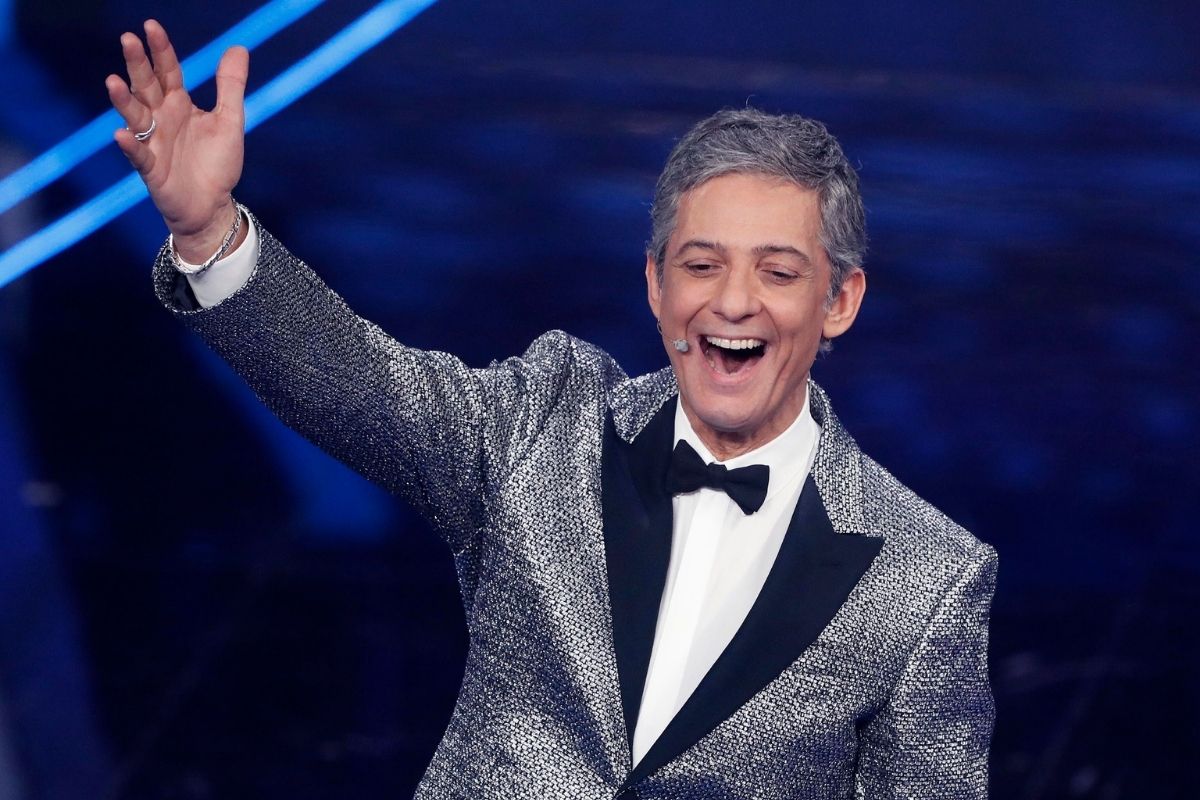 Fiorello torna in Rai con “Viva Rai 2” e conferma: “Non torno a Sanremo” Fiorello torna in Rai con “Viva Rai 2” e conferma: “Non torno a Sanremo”