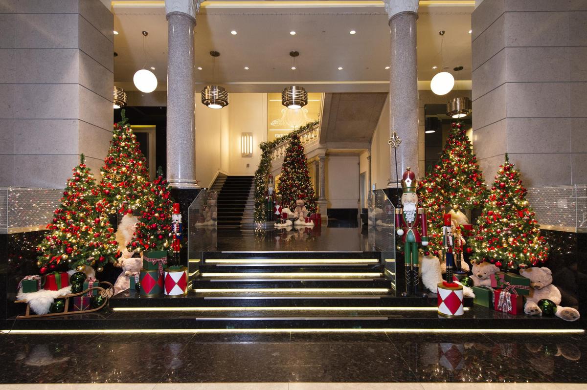 Excelsior Hotel Gallia accende la magia del Natale con la Gran Merenda e… Excelsior Hotel Gallia accende la magia del Natale con la Gran Merenda e…