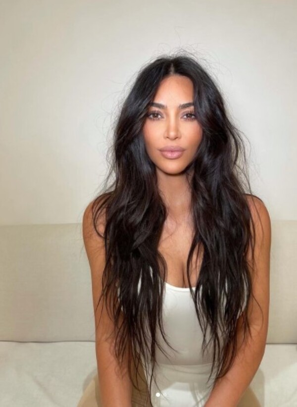 Kim Kardashian condanna Balenciaga dopo la campagna coi bambini: “Disgustata”