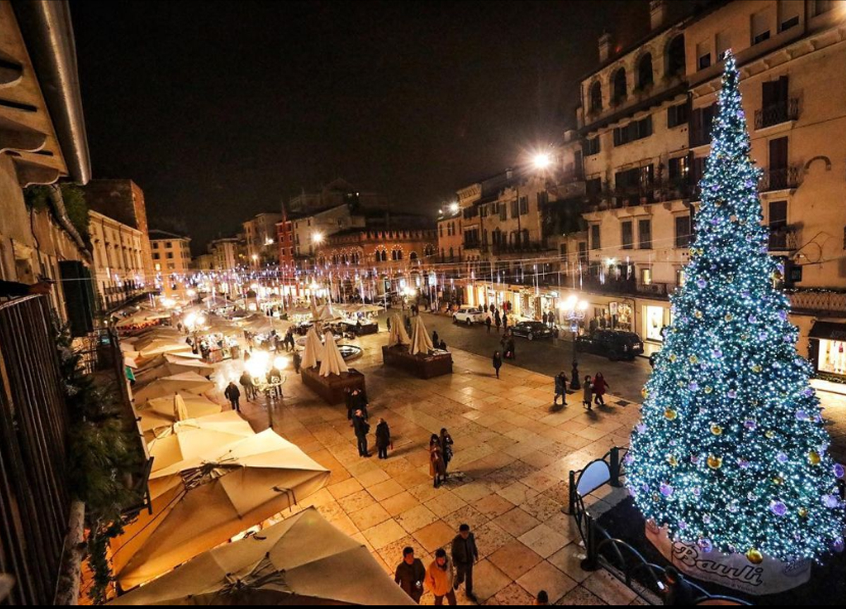 Mercatini di Natale 2022, i più belli e suggestivi da vedere in Italia – FOTO