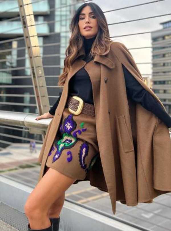 Federica Nargi in minigonna, un particolare non sfugge ai fan… FOTO Federica Nargi in minigonna, un particolare non sfugge ai fan… FOTO