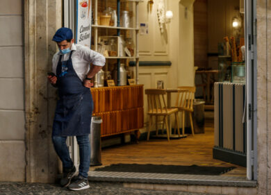 Bonus 200 euro  professionisti e Partite Iva: come funziona e scadenza