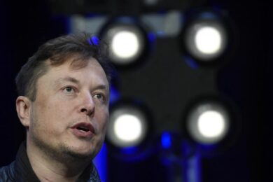 Musk e l’accusa choc a Apple: “Vogliono boicottare l’app di Twitter”