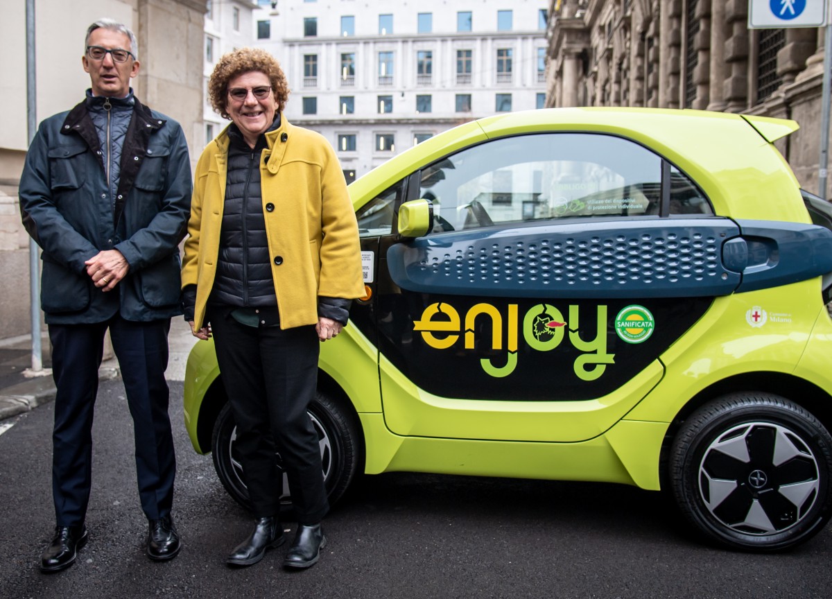 Eni, le auto elettriche arrivano nella flotta Enjoy di Milano Eni, le auto elettriche arrivano nella flotta Enjoy di Milano