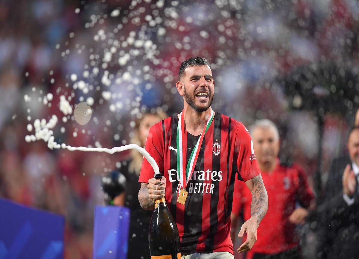 Esce “Succede solo a chi ci crede”. Mascolo e l’ultimo scudetto de Milan Esce “Succede solo a chi ci crede”. Mascolo e l’ultimo scudetto de Milan