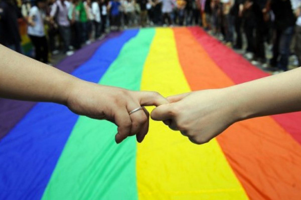 Senato Usa approva una legge per proteggere le nozze gay. E Biden… Senato Usa approva una legge per proteggere le nozze gay. E Biden…