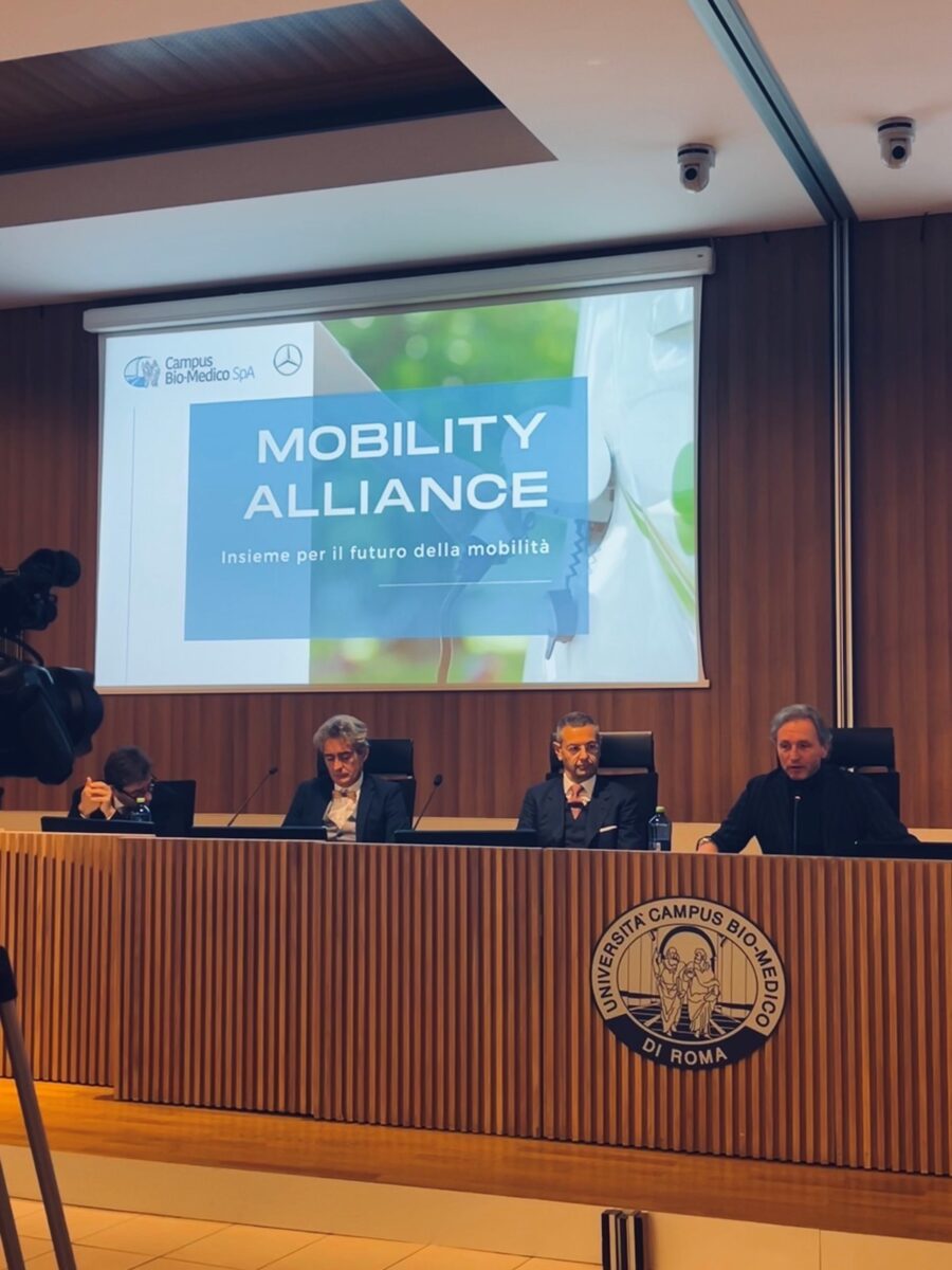 Mercedes-Benz Italia e il Campus Bio-Medico lanciano la Mobility Alliance Mercedes-Benz Italia e il Campus Bio-Medico lanciano la Mobility Alliance