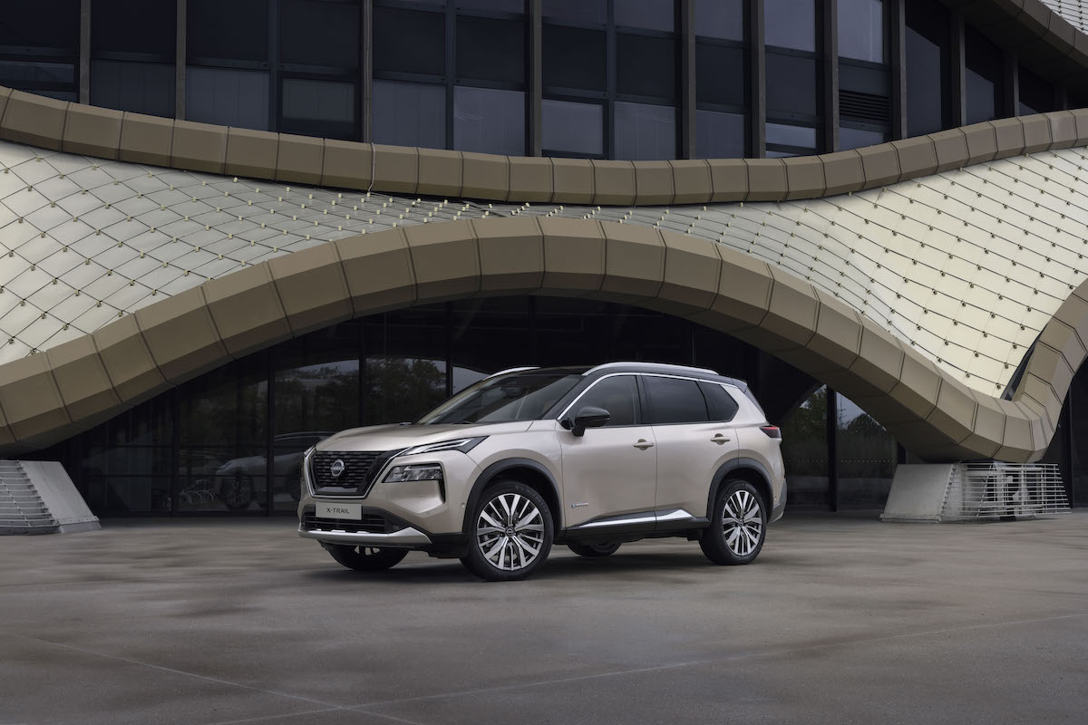 Debutta in Europa tecnologia Nissan e-4orce