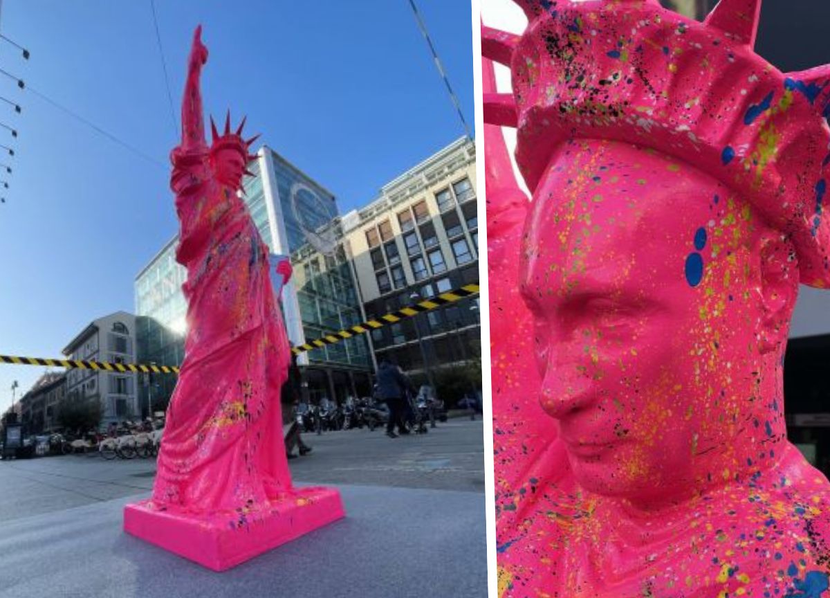 Milano: una Statua della Libertà alta 2,5 metri con il volto di Putin. FOTO Milano: una Statua della Libertà alta 2,5 metri con il volto di Putin. FOTO