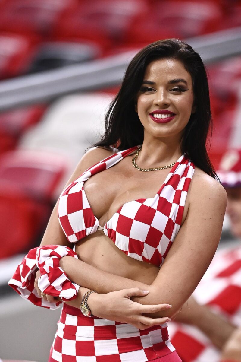 Ivana Knoll, ma chi l’arresta! Tifosa della Croazia: “Voglio il Mondiale in finale contro la Francia”