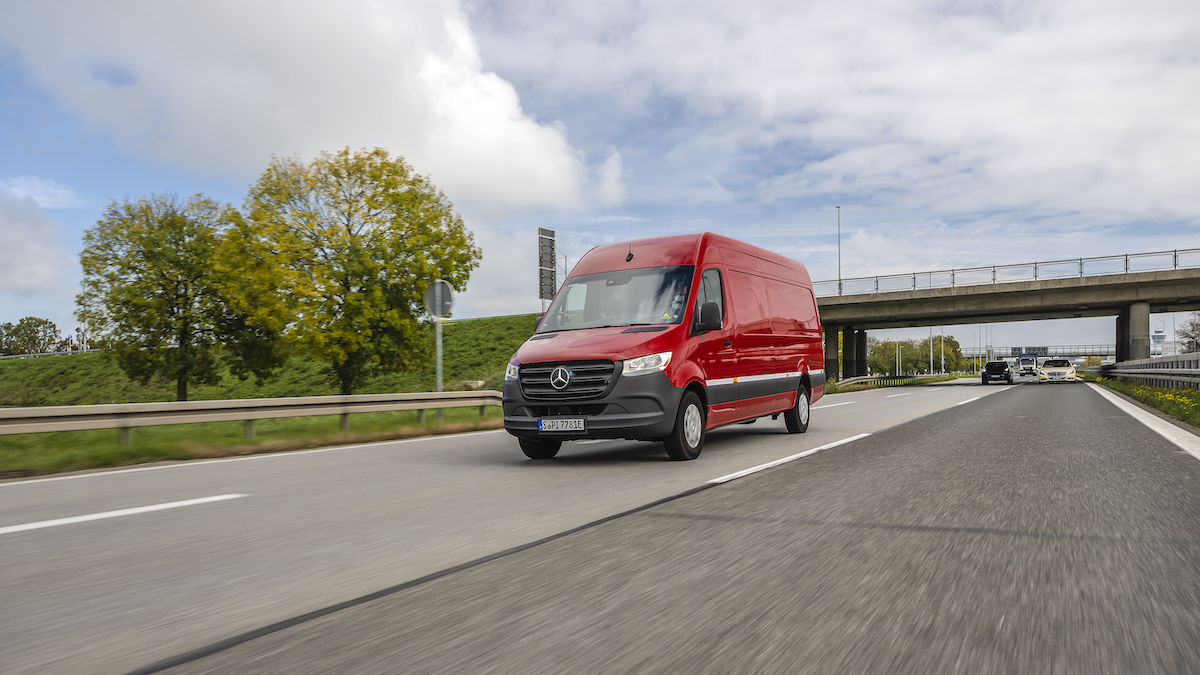 Mercedes eSprinter: 475 km da Stoccarda a Monaco e ritorno senza ricarica Mercedes eSprinter: 475 km da Stoccarda a Monaco e ritorno senza ricarica