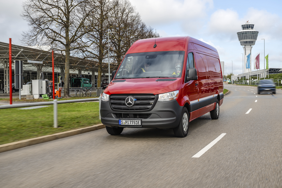 Mercedes eSprinter: 475 km da Stoccarda a Monaco e ritorno senza ricarica Mercedes eSprinter: 475 km da Stoccarda a Monaco e ritorno senza ricarica