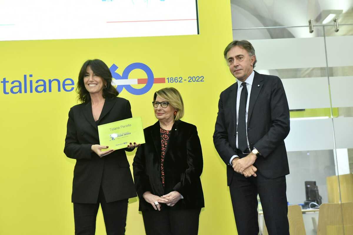 Poste Italiane, consegnato il Premio Speciale Matilde Serao