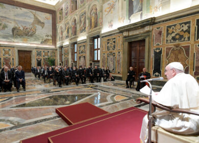 Vaticano, padre Rupnik e gli abusi sulle suore. Tutto insabbiato per 20 anni