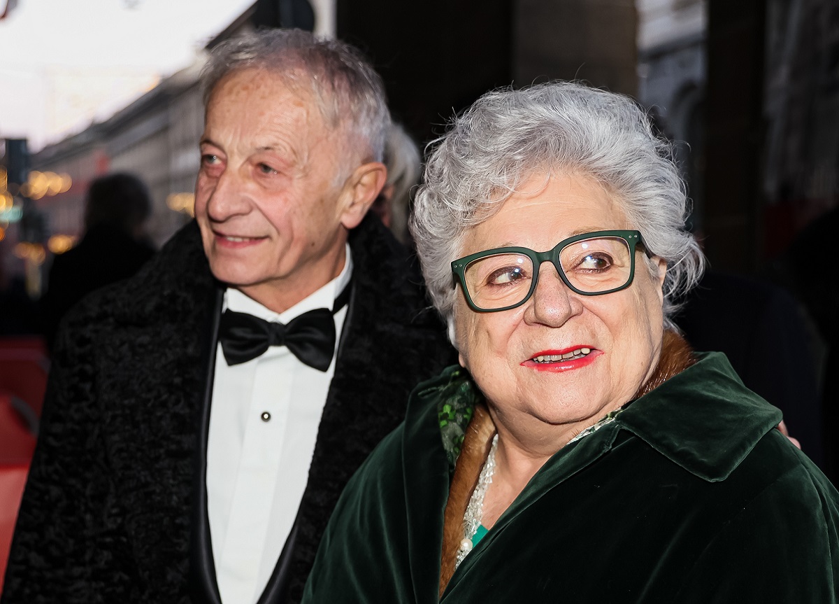 Scala, la prima volta di Giorgia Meloni. Applausi per Segre e Mattarella. FOTO Scala, la prima volta di Giorgia Meloni. Applausi per Segre e Mattarella. FOTO