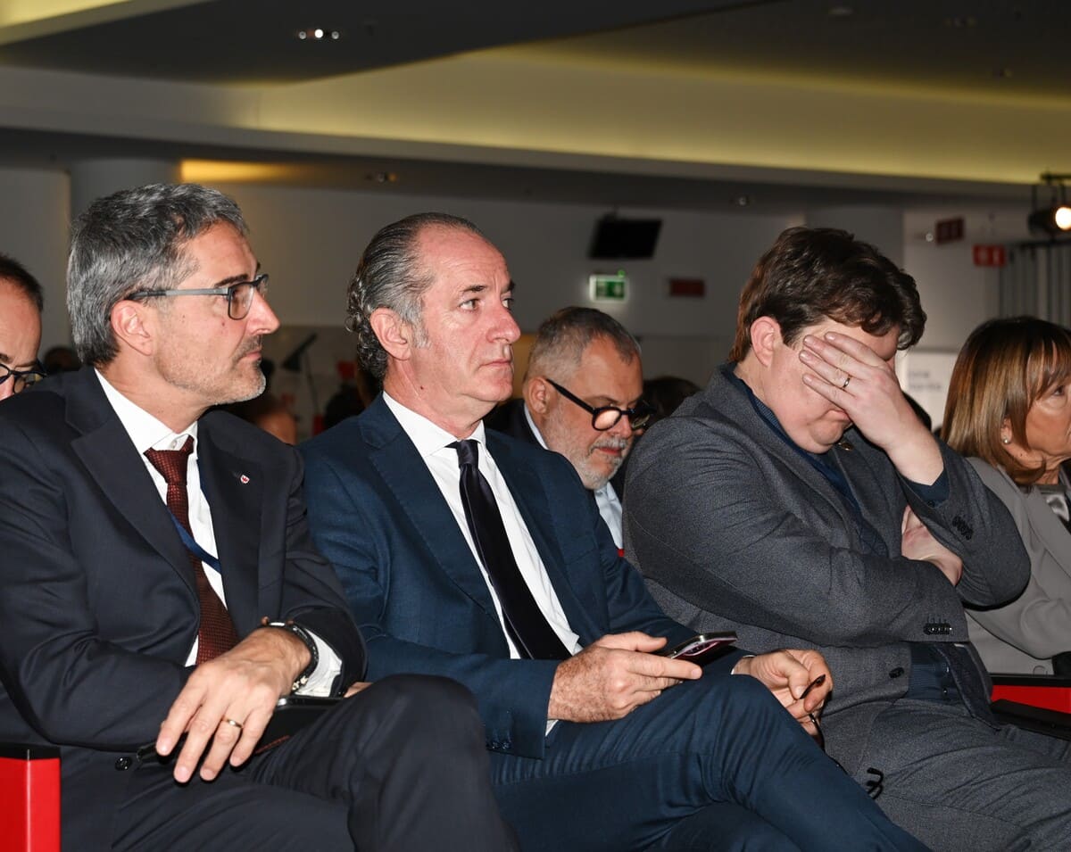 L’Italia delle Regioni le sfide del futuro uniti a Milano. L’Italia delle Regioni le sfide del futuro uniti a Milano.