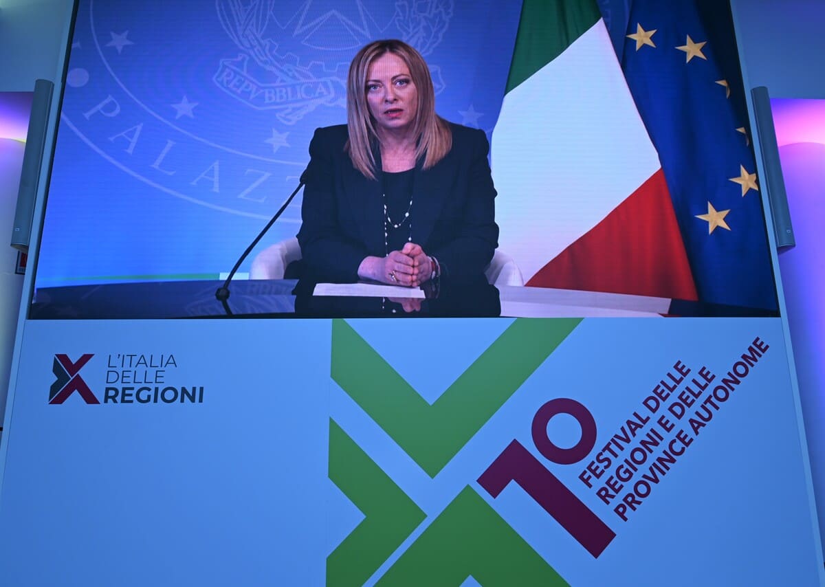 L’Italia delle Regioni le sfide del futuro uniti a Milano. L’Italia delle Regioni le sfide del futuro uniti a Milano.