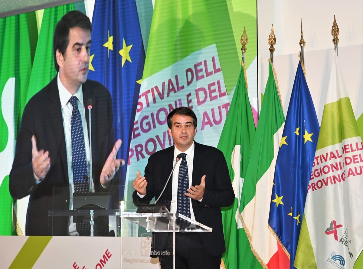 L’Italia delle Regioni le sfide del futuro uniti a Milano. L’Italia delle Regioni le sfide del futuro uniti a Milano.