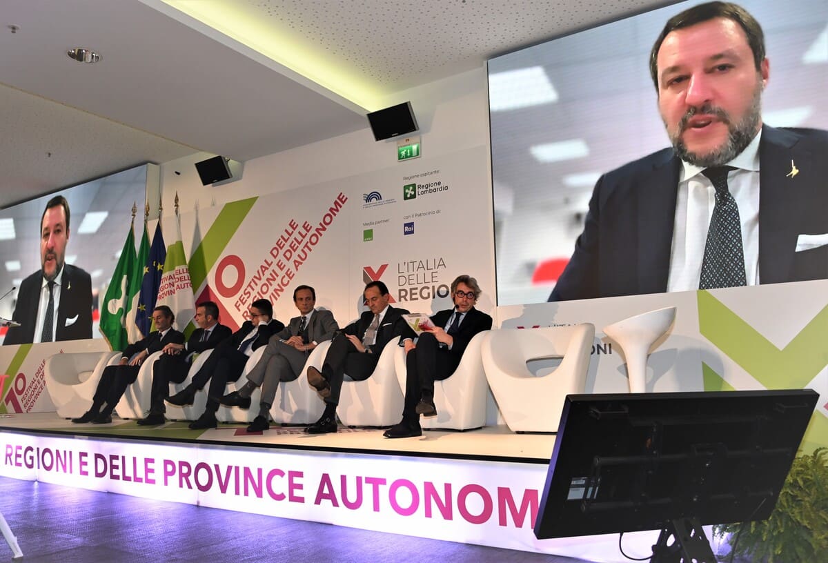 L’Italia delle Regioni le sfide del futuro uniti a Milano. L’Italia delle Regioni le sfide del futuro uniti a Milano.