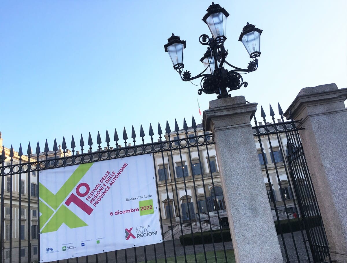 L’Italia delle Regioni le sfide del futuro uniti a Milano. L’Italia delle Regioni le sfide del futuro uniti a Milano.